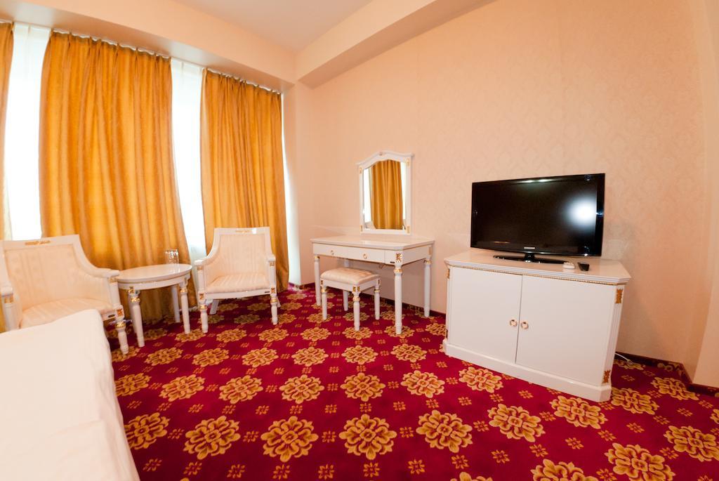 Complex Aristrocratos Hotel Mamaia Eksteriør billede